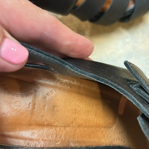 Designer Chie Mihara Black Women's Heeled Sandals - Picture 11 of 11